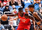 开云体育视频-活塞主场空翻，绝对是赛季最抢眼！