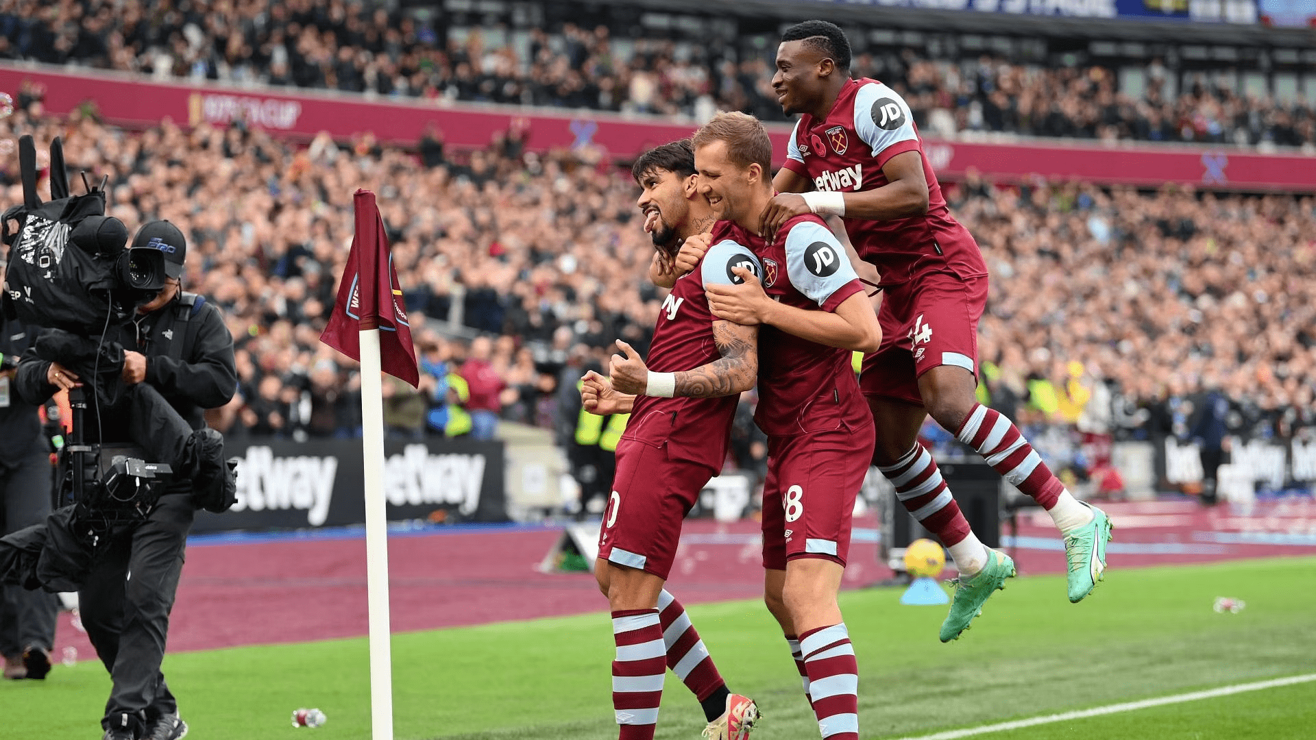 激战拉开序幕，英超豪门再度争锋！