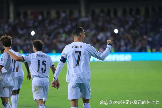 包含葡萄牙队豪取胜利，梅罗梅开二度的词条