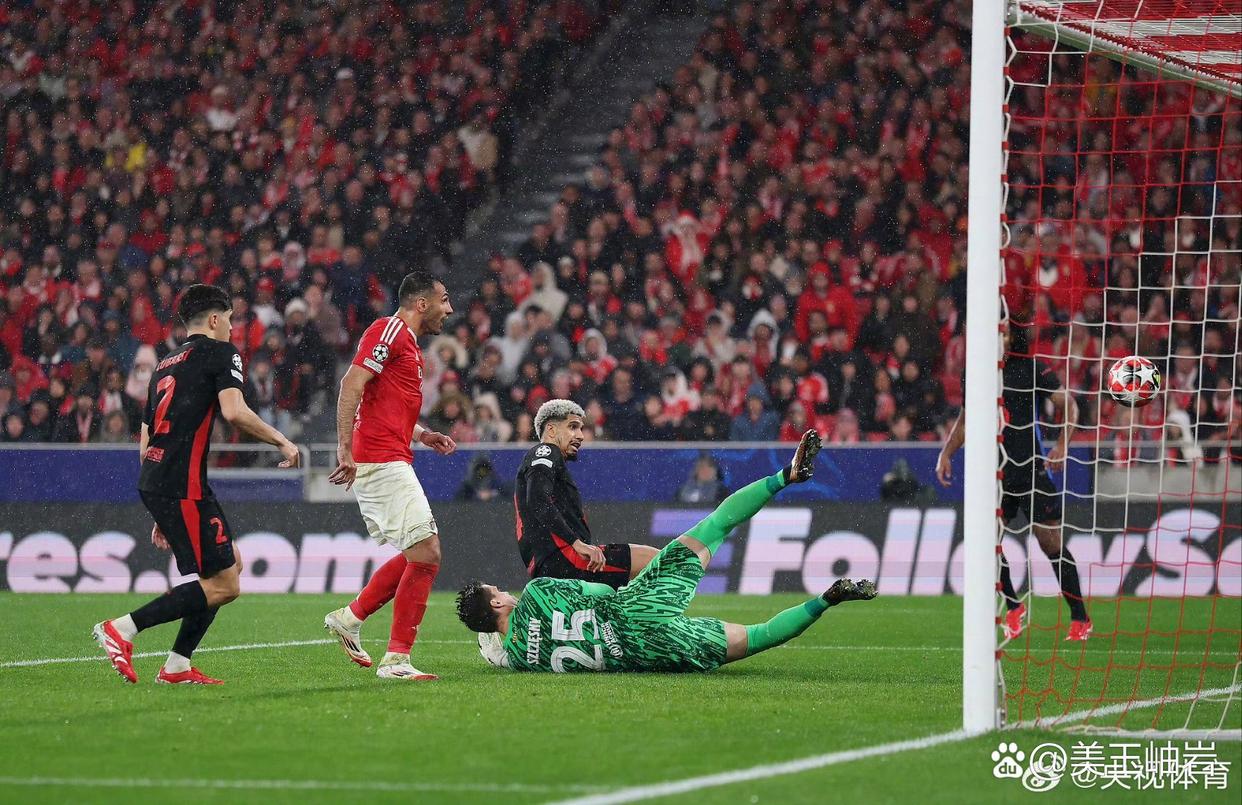 利物浦客场惨败,防线漏洞暴露无遗 利物浦客场惨败,防线漏洞暴露无遗