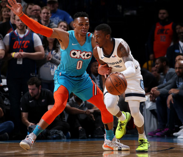 灰熊惊险逆转黄蜂，完成翻盘