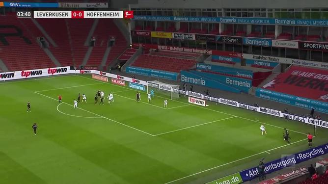 勒沃库森继续追逐德国联赛领先者