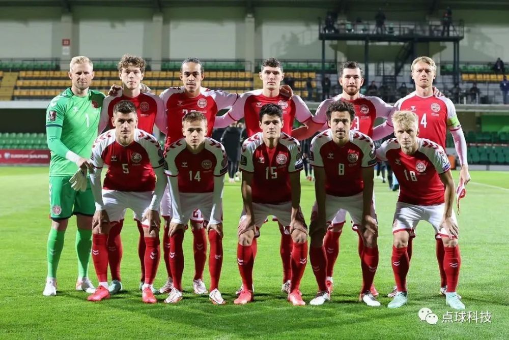 包含丹麦大胜苏格兰，意外取得领先优势的词条