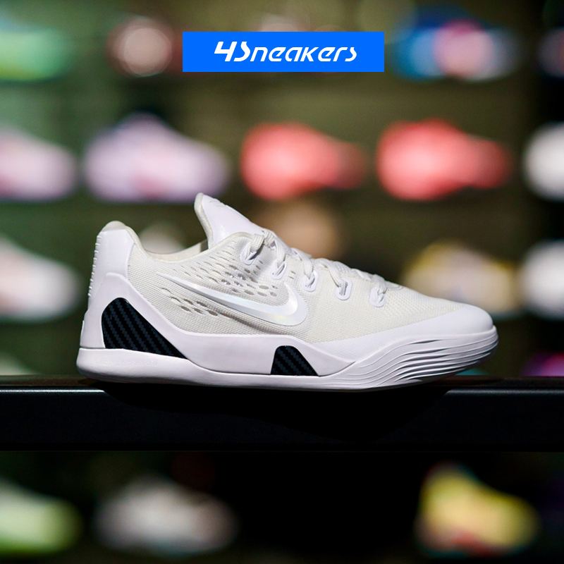 黑曼巴篮球鞋新款上市，受到球迷追捧