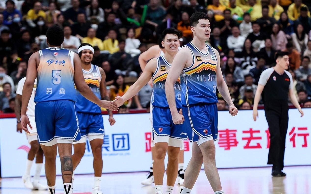 超级外援加盟，球队实力大涨